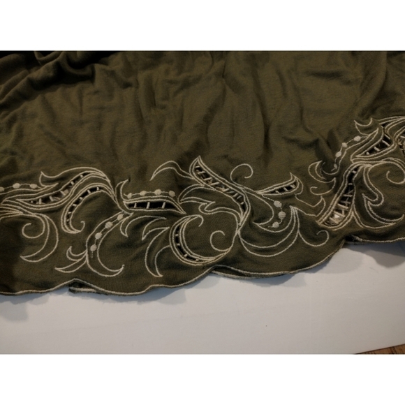 Croft & Barrow green sleeveless dress with cutwork detail - Picture 7 of 9